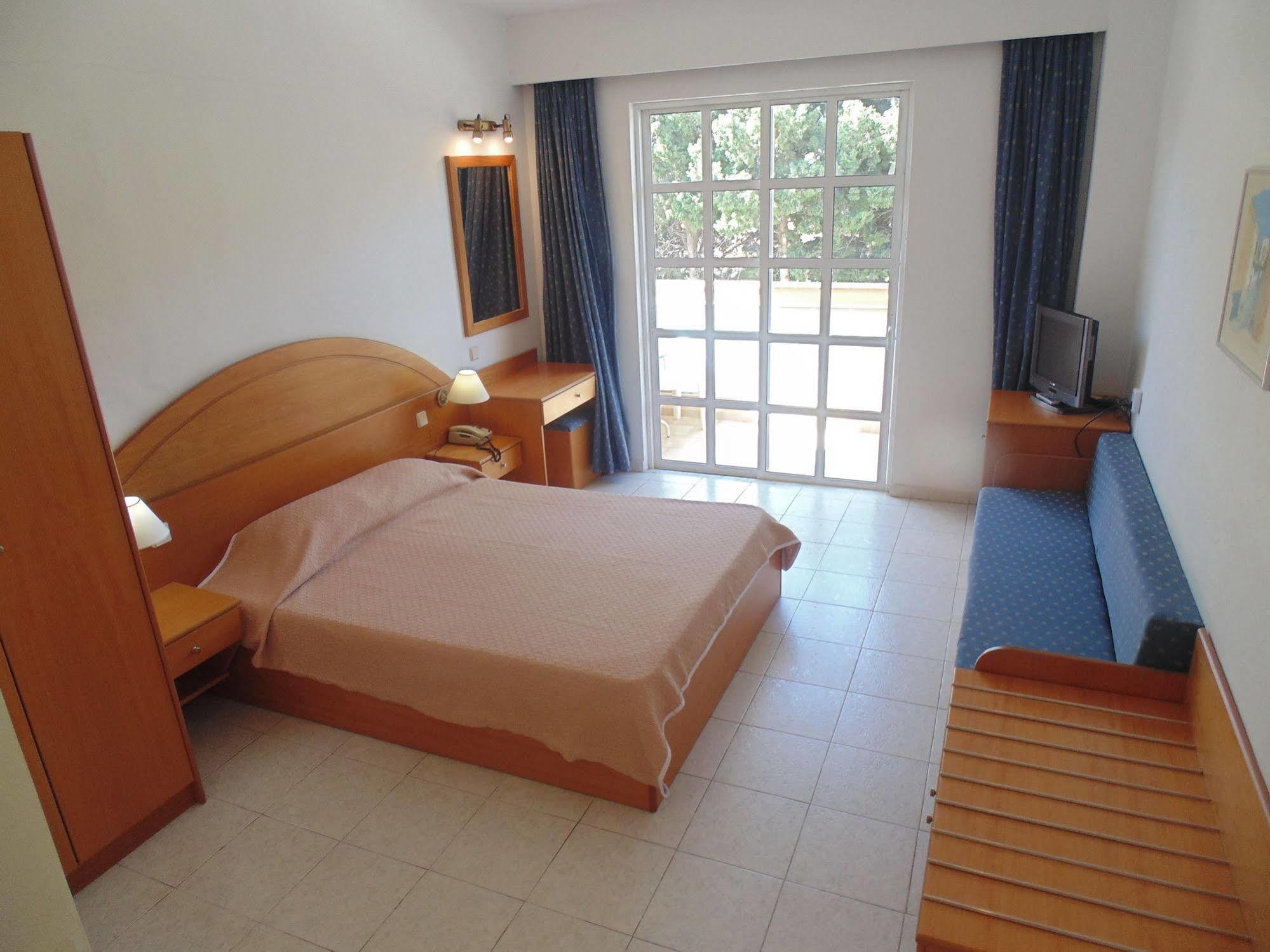 קולימביה Alfa Hotel מראה חיצוני תמונה
